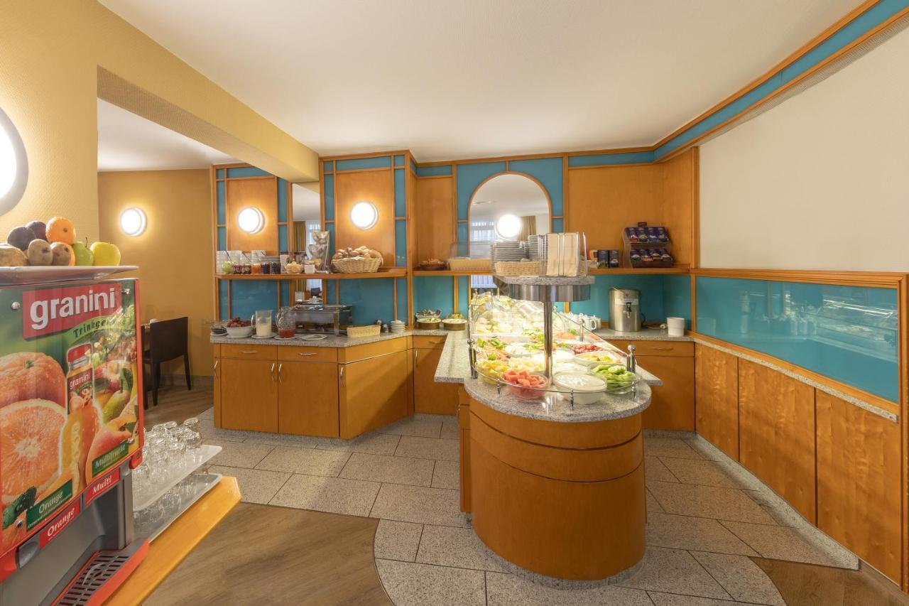 Michels Gaestehaus Meerzeit Norderney Esterno foto